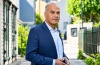 خالد قزمار يفوز بجائزة العفو الدولية لحقوق الإنسان 2026