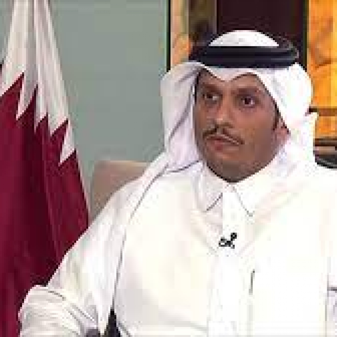 تقرير : رئيس الوزراء القطري يجري محادثات سرية مع زعيم حركة طالبان في أفغانستان