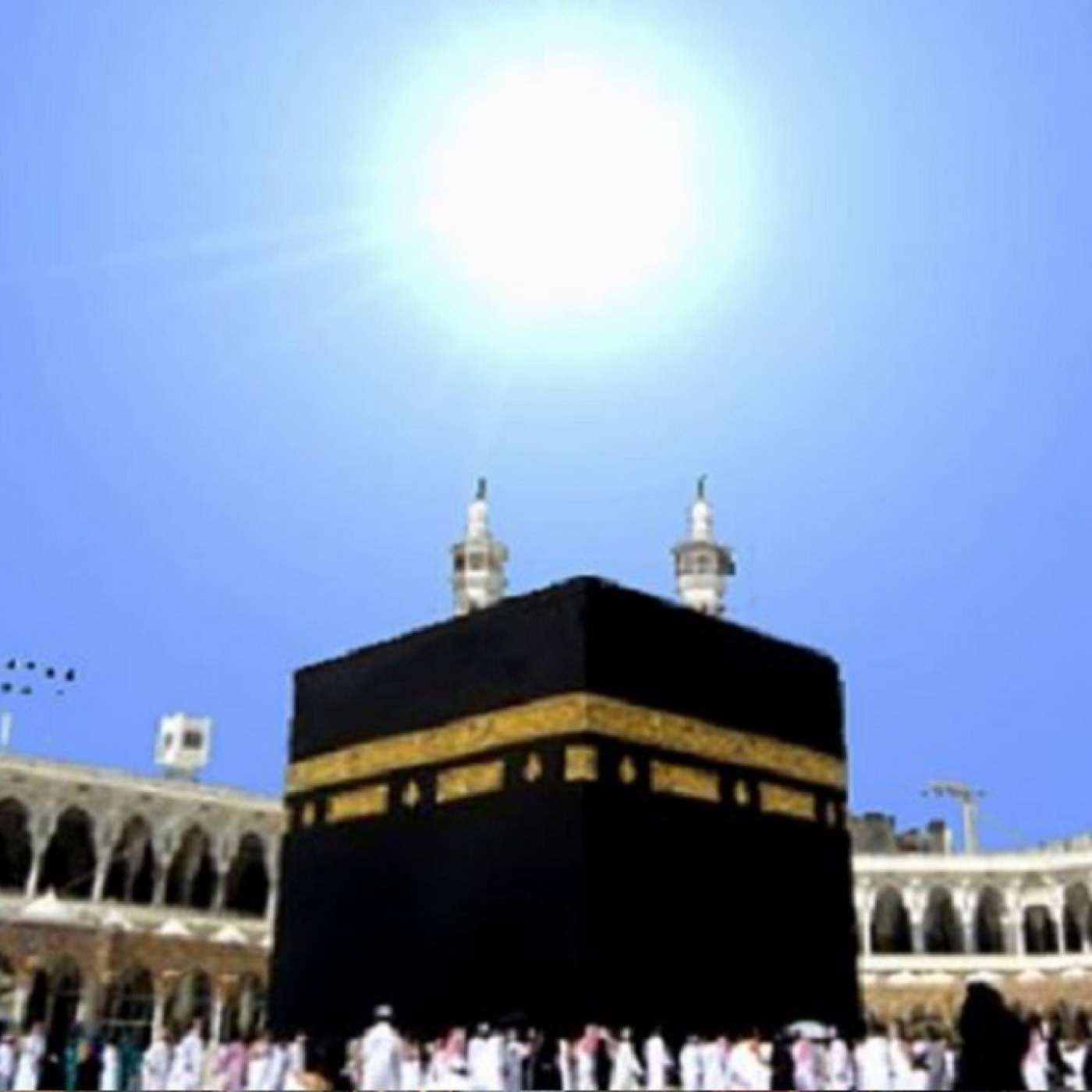 الشمس تتعامد على الكعبة المشرفة للمرة الثانية هذا العام