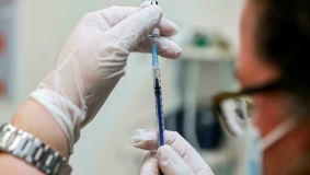 دراسة تكشف عن فائدة الجرعة المعززة من لقاح فايزر