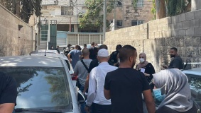 اعتقال مديرة مدرسة ومعلمة في وادي الجوز
