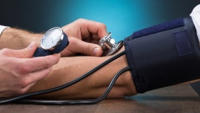 مشروب الثوم والعسل وتأثيرة على ضغط الدم