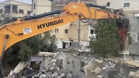 الاحتلال يجبر عائلة نصار على هدم 3 من منازلها في سلوان