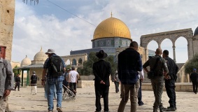 القدس في أكتوبر.. شهيدان و143 معتقلاً و15 عملية هدم وتجريف