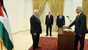 مازن غنيم يؤدي اليمين القانونية أمام الرئيس سفيرا لدولة فلسطين لدى السعودية