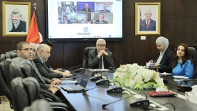 وزير الصحة يبحث سبل التعاون المشترك مع بعثة البنك الدولي
