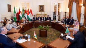 الاجتماع الوزاري في القاهرة: لا لقسيم القطاع ويجب أن تتولى السلطة مهامها فيه 