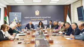 غرفة العمليات الحكومية للتدخلات الطارئة تستضيف السفير الأردني وأمين عام الهيئة الخيرية