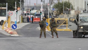 الاحتلال يغلق حاجز جبع العسكري شمال القدس