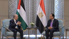 مصطفى يبحث مع نظيره المصري جهود وقف العدوان وإعادة إعمار القطاع