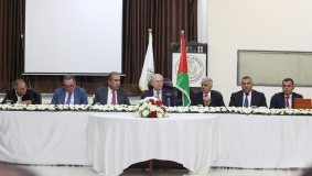 رئيس الوزراء: التعليم هو سلاح أساسي للفلسطينيين في مسيرتهم النضالية والوطنية