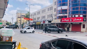 الاحتلال يداهم محال للصرافة في الضفة 