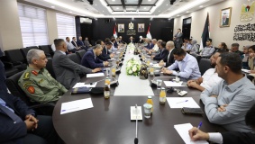 المجلس الأعلى للدفاع المدني يعقد جلسة لمناقشة التحديات الراهنة بحضور رئيس الوزراء