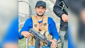 أبو شباب يدعو حماس للتنحي ويزعم حماية المواطنين