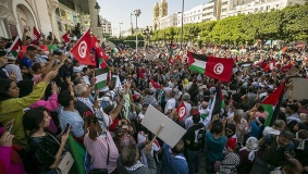 تونس: قافلة لكسر الحصار تنطلق نحو غزة مرورا بليبيا ثم مصر