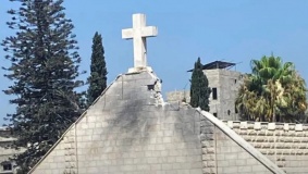 البطريرك ثيوفيلوس الثالث والكاردينال بيتسابالا في غزة: حضور الكنيسة الإنساني في قلب المأساة واجب مُقدّس