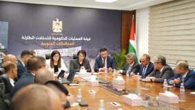 غرفة العمليات الحكومية: بضع شاحنات مساعدات دخلت غزة أمس