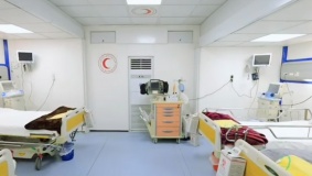 الهلال الأحمر ينشئ وحدة عناية مكثفة في مواصي خانيونس