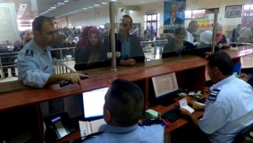 مواعيد العمل على معبر الكرامه لهذا الأسبوع