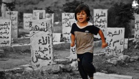 استشهاد 4 لاجئين فلسطينيين بسوريا