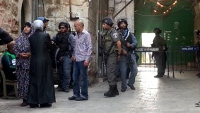 اعتقال 3 مرابطين بقمع مسيرة عند باب السلسلة