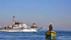 بحرية الاحتلال تعتقل4 صيادين في بحر غزة