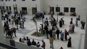 من هي الفئة المستفيدة من صندوق إقراض الطلبة؟