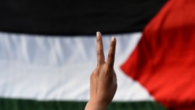 الدبلوماسية الفلسطينية تستوضح مواقف الدول بشأن مشروع إنهاء الاحتلال