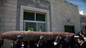 الاجهزة الامنية تتبرع بفرش مسجد في بيت ريما