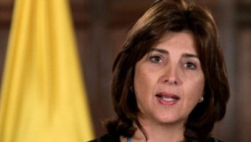 الاحتلال يمنع وزيرة الخارجية الكولومبية من زيارة فلسطين