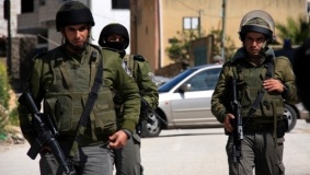الاحتلال يقتحم ويفتش مقر اتحاد كرة القدم بالرام