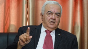 أبو شهلا: اتفاق سيعلن قريبا لحل مشكلة موظفي غزة