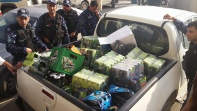 ضبط مشروبات كحولية تباع لأطفال مخيم طولكرم