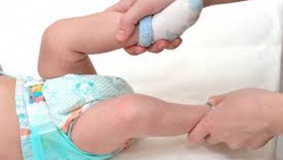 تعرفي على تأثير الإمساك على السلوكيات الغذائية لطفلك