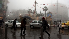 الشرطة تحذر من خطر التزحلق على الطريق