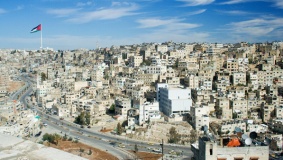 لقاء بين مسؤولين اسرائيليين وعرب في عمان