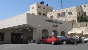 القبض على شخص اعتدى على أطباء بمشفى الخليل