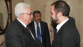 الرئيس عباس زار منزل الأمير علي في الاردن