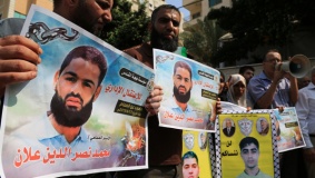 اسرائيل تعتزم تغذية الأسير محمد علان قسريا