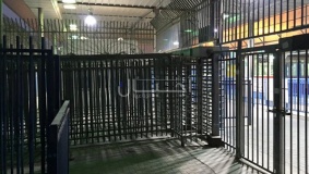 الاحتلال يمنع رئيس الوزراء من دخول القدس