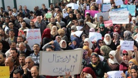 معلمو الخليل يطالبون باطلاق سراح زملائهم المعتقلين