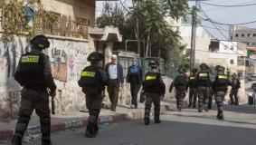 الاحتلال يوزّع اخطارات هدمٍ في القدس