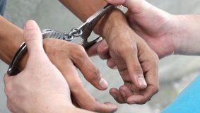 الشرطة تقبض على متهم بجريمة قتل في الخليل