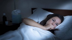 لنوم هادئ وسريع خلال دقيقة.. هل جربت هذه الحيلة؟