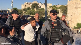 اعتقال 4 شبان بزعم اعتدائهم على جنود بالقدس