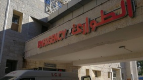 الخليل: وفاة طفلة على رقبتها آثار حبل