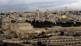 اسرائيل تسعى للسيطرة على 2500 قطعة أرض في القدس