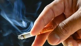 دراسة: التدخين يؤخر التئام الجروح والكسور