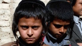 مستوطنون يطالبون بمنع سائقين فلسطينيين من نقل أطفالهم بالقدس