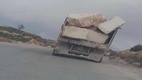 الشرطة تتعامل مع سائق شاحنة لعدم تامين الحمولة في بيت لحم